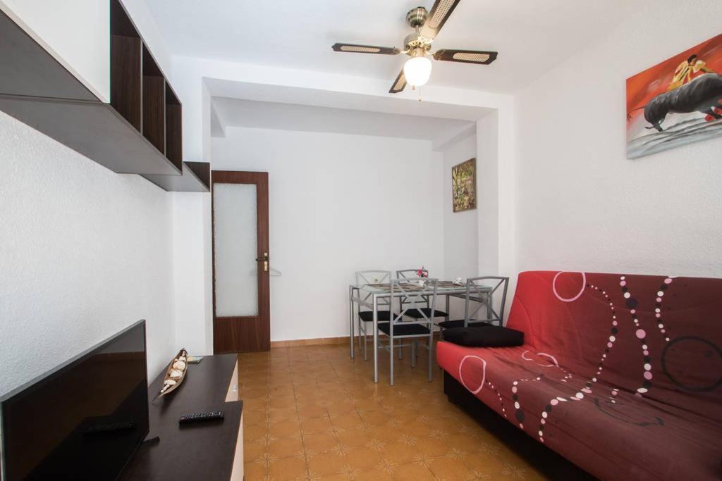 Cozy And Nice Apartment In Sunny Torrevieja Esterno foto